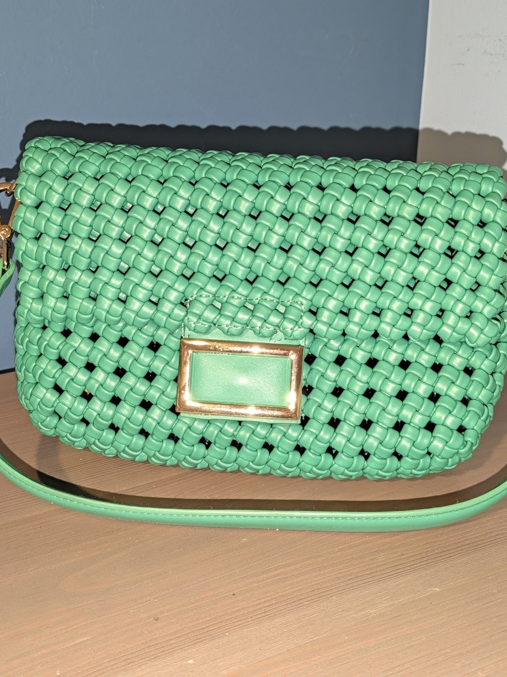 Woven Crossbody Bag in Kelly Green with Gold Accent